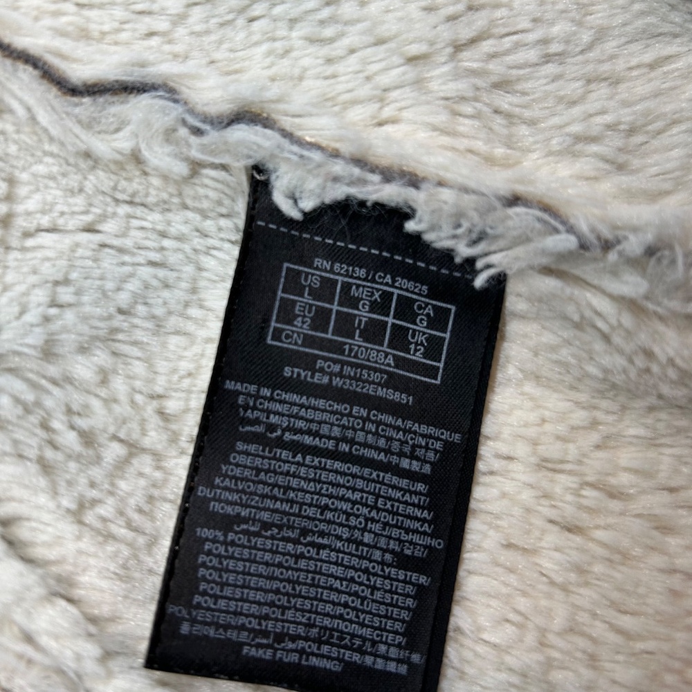 GUESS Jacket Size L - Picture 8 of 10